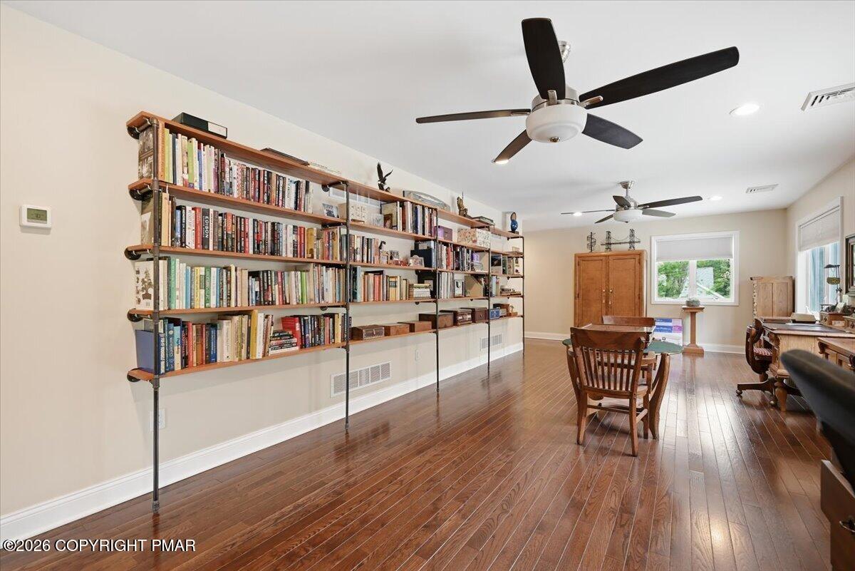 111 Spinnler Point Road Tafton, PA 18464 - Photo 57 of 148 058-056_DSC_3664