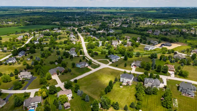 $76,000 | 7752 Madeline Drive, Yorkville, IL 60560