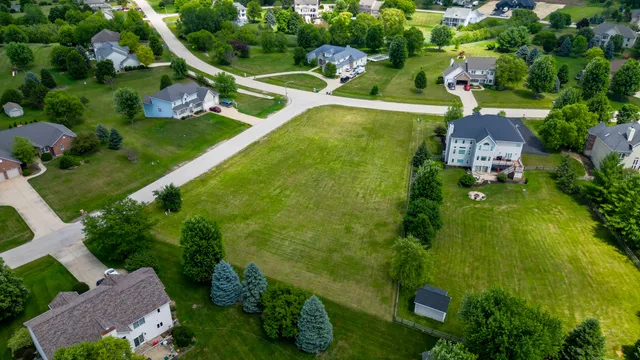 $76,000 | 7752 Madeline Drive, Yorkville, IL 60560