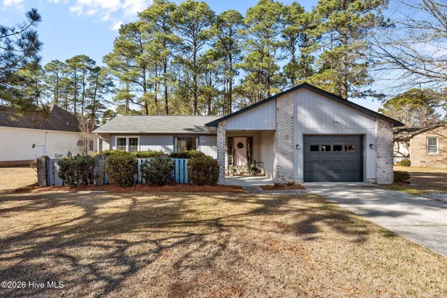 $295,000 | 1511 Caracara Drive, New Bern, NC 28560