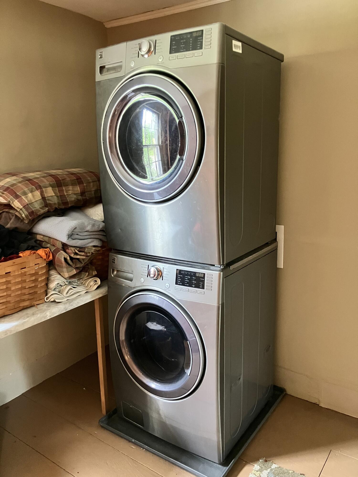 372 Intervale Road New Gloucester, ME 04260 - Photo 33 of 47 Washer Dryer