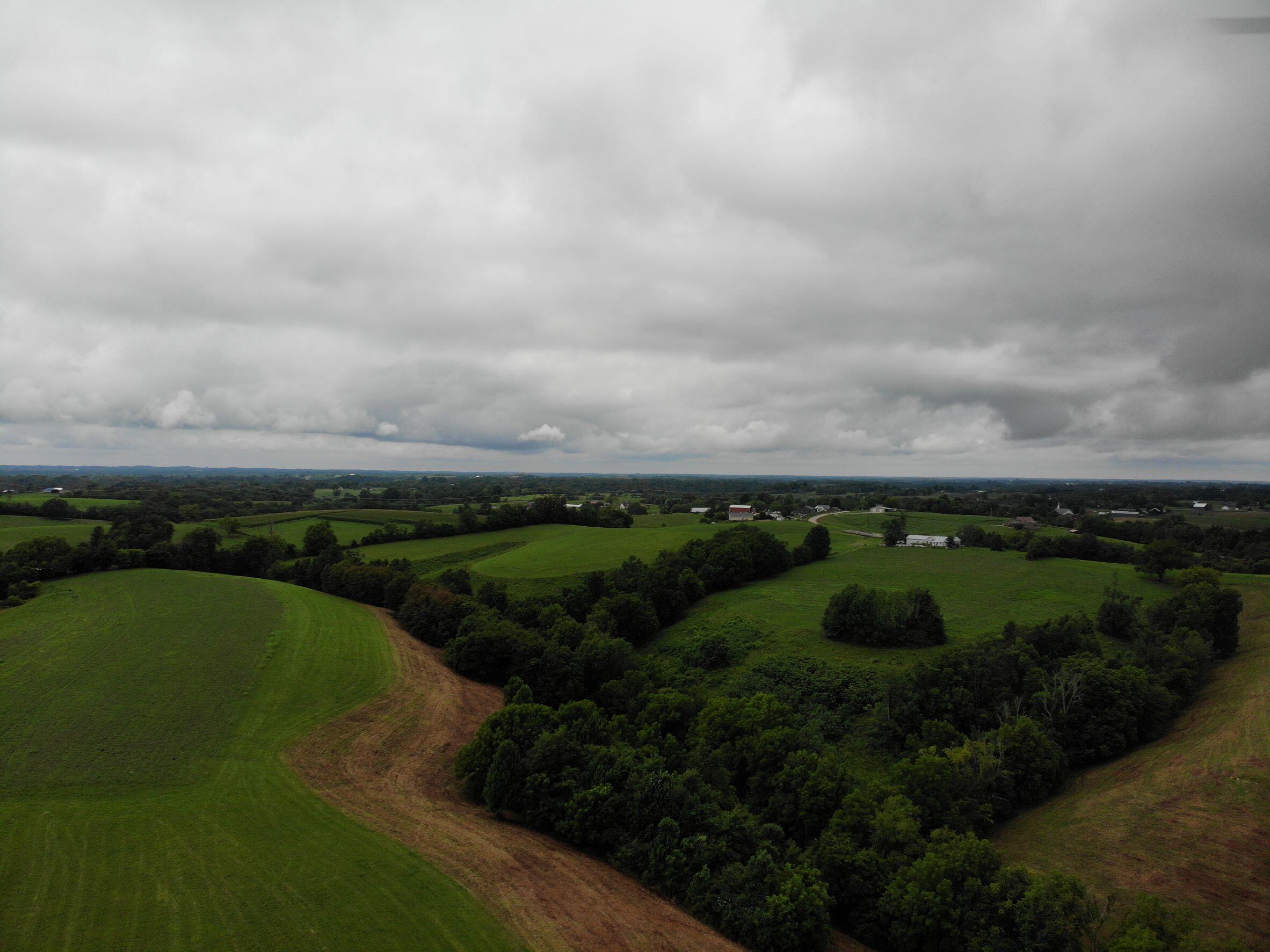 374 Bethel Road Lancaster, KY 40444 - Photo 6 of 17 DJI_0631