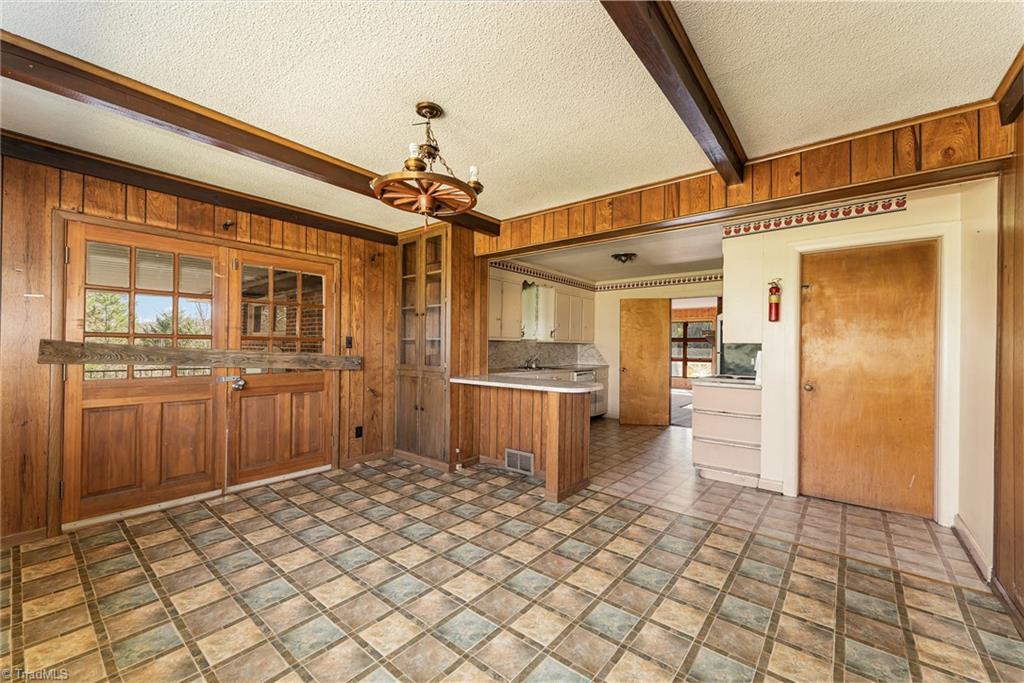 1819 Chapelwood Road Denton, NC 27239 - Photo 7 of 37