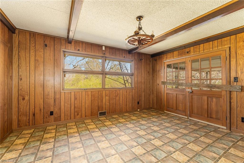 1819 Chapelwood Road Denton, NC 27239 - Photo 8 of 37