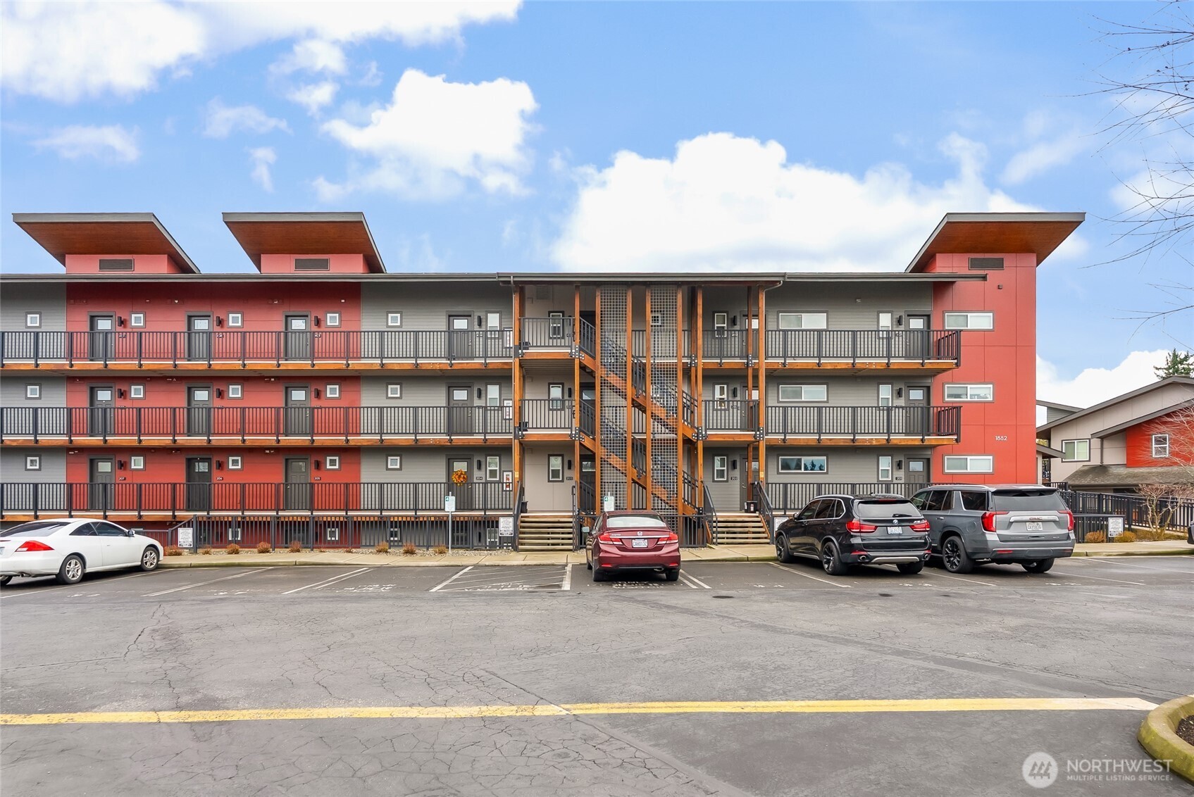 1882 Front Street, Unit 302 Lynden, WA 98264 - Photo 18 of 31 a building view