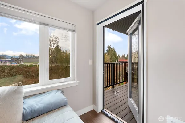 $310,000 | 1882 Front Street, Unit 302, Lynden, WA 98264