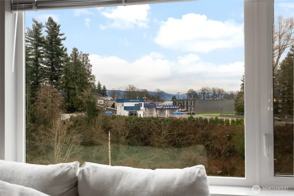 $310,000 | 1882 Front Street, Unit 302, Lynden, WA 98264