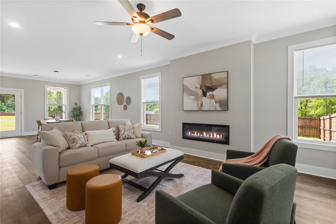 98 Turkey Trot Road Williamston, SC 29697 - Photo 8 of 18 This inviting space offers an open layout, ideal for both relaxation and entertaining.