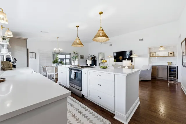 $399,000 | 802 Wingfoot Drive, Unit B, Jupiter, FL 33458