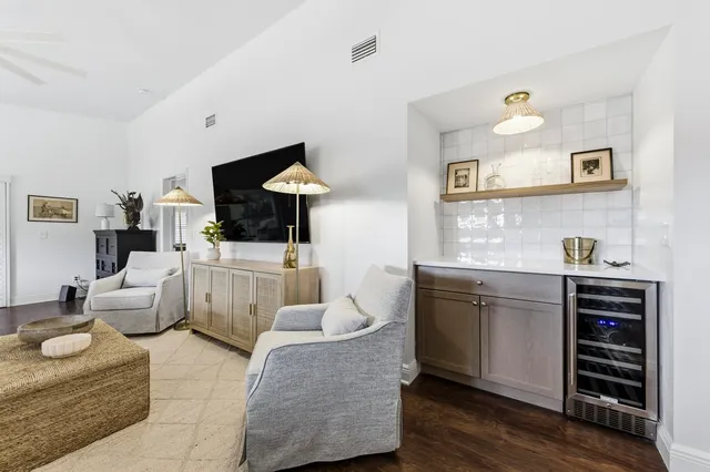 $399,000 | 802 Wingfoot Drive, Unit B, Jupiter, FL 33458