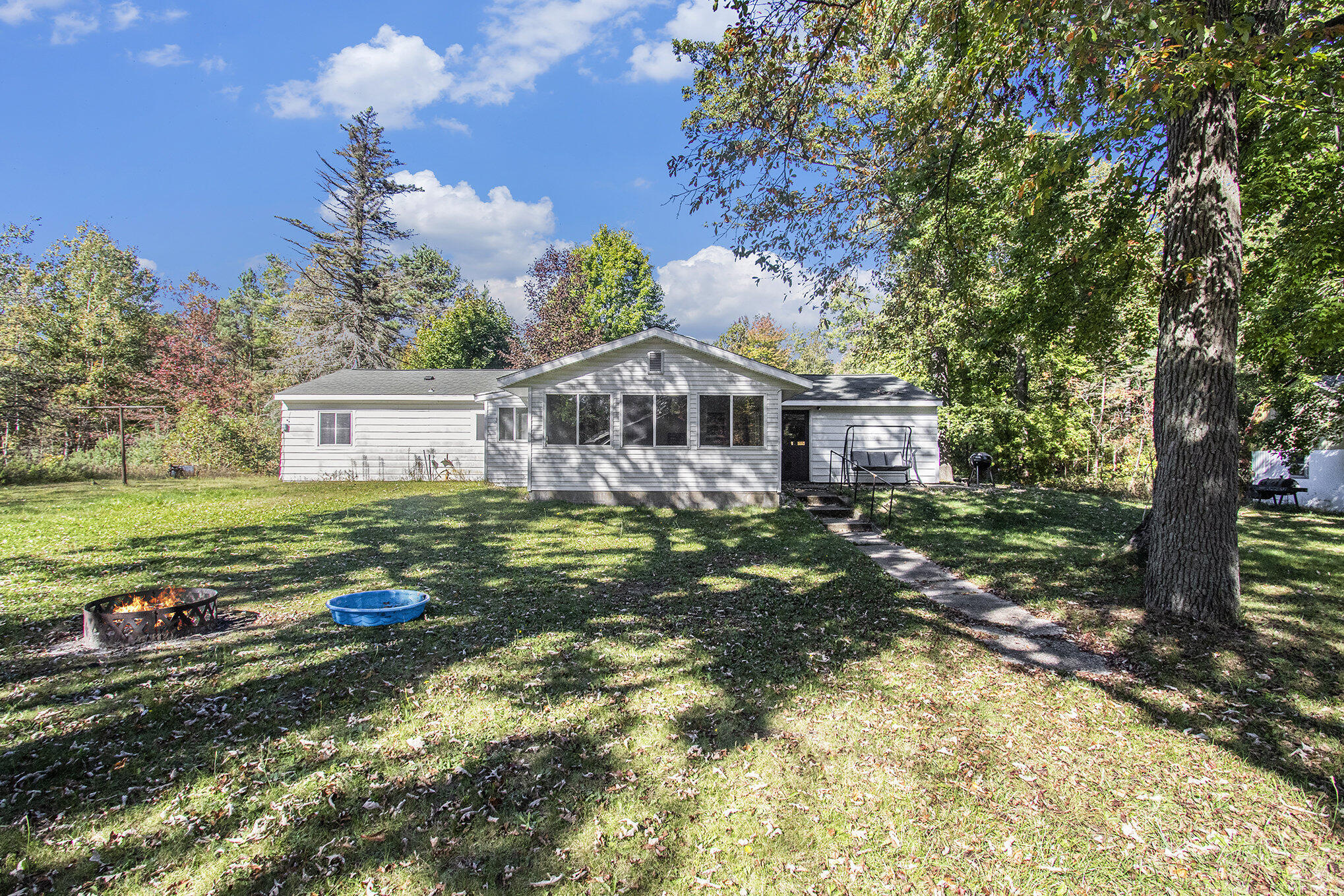 1515 West Bard Road Muskegon, MI 49445 - Photo 36 of 44 010_mhw_0629_7627