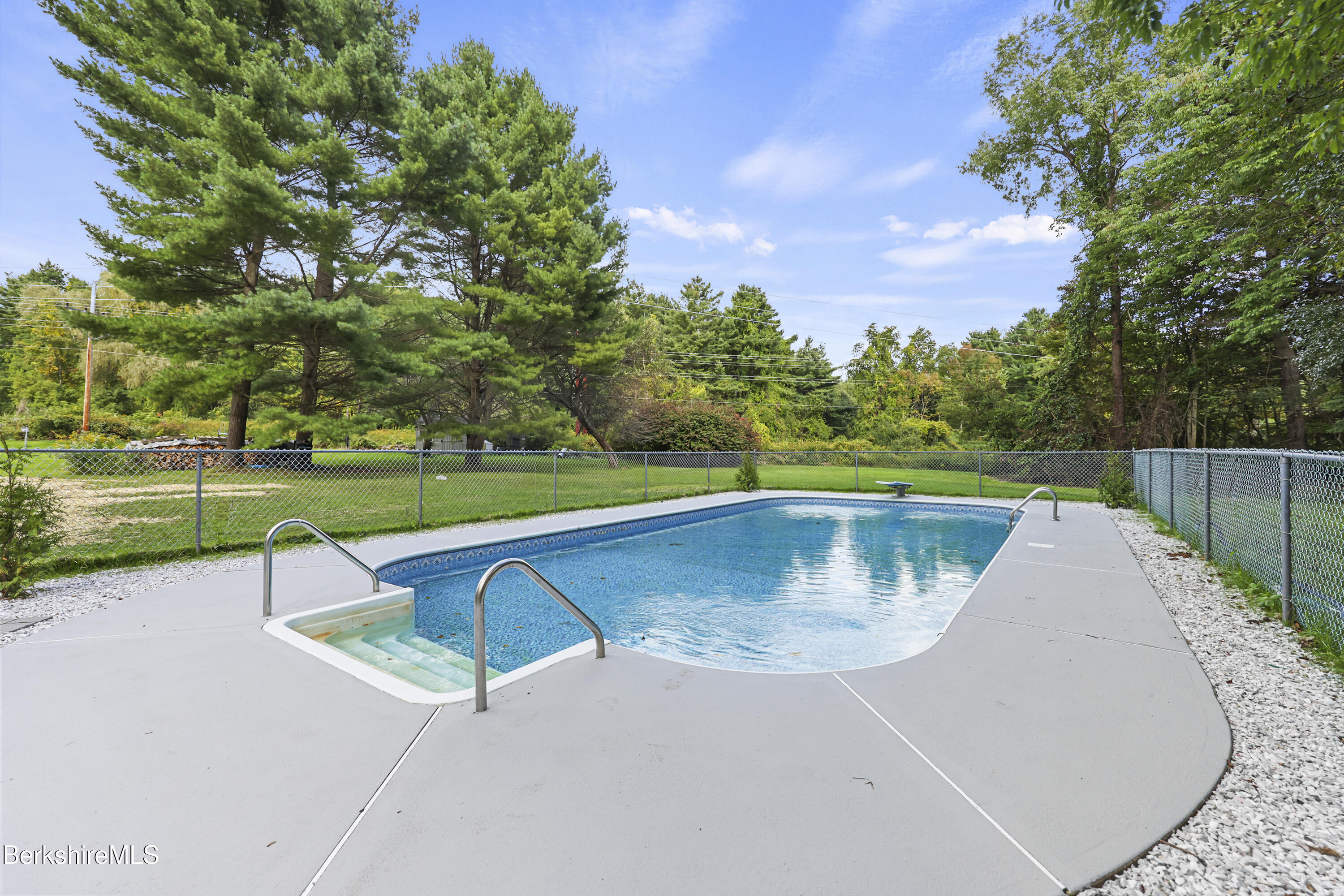 306 Partridge Road Pittsfield, MA 01201 - Photo 51 of 55 Pool