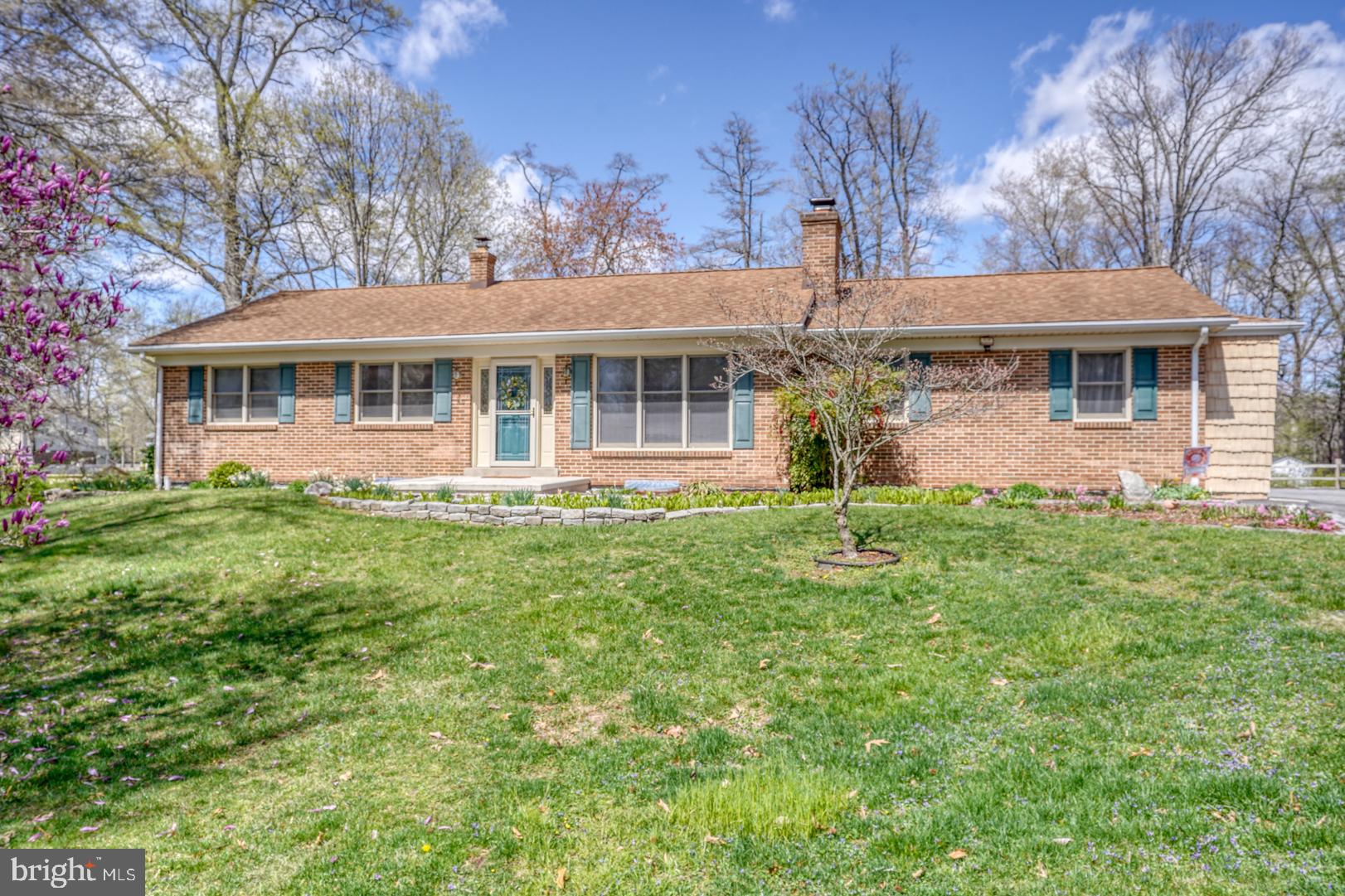 20 Tammie Drive Bear, DE 19701 - Photo 1 of 37 a front view of house with yard and green space