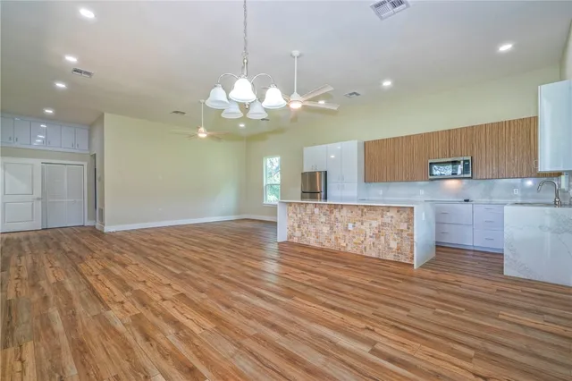 $1,299,000 | 1510 North Highway 181 Bypass, Beeville, TX 78102