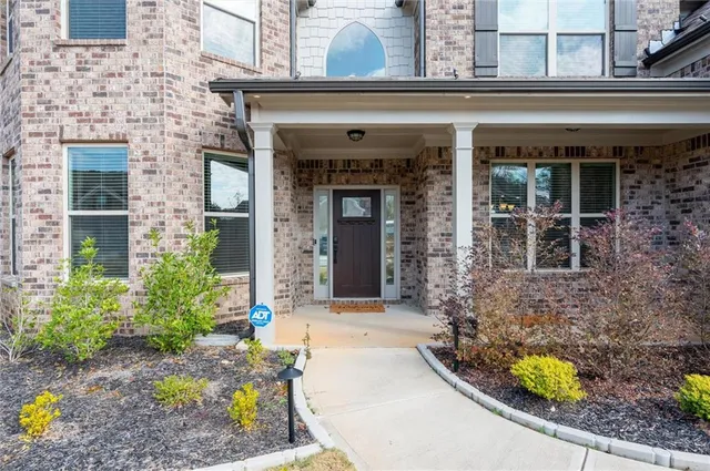 $850,000 | 5381 Front Runner Court, Sugar Hill, GA 30518