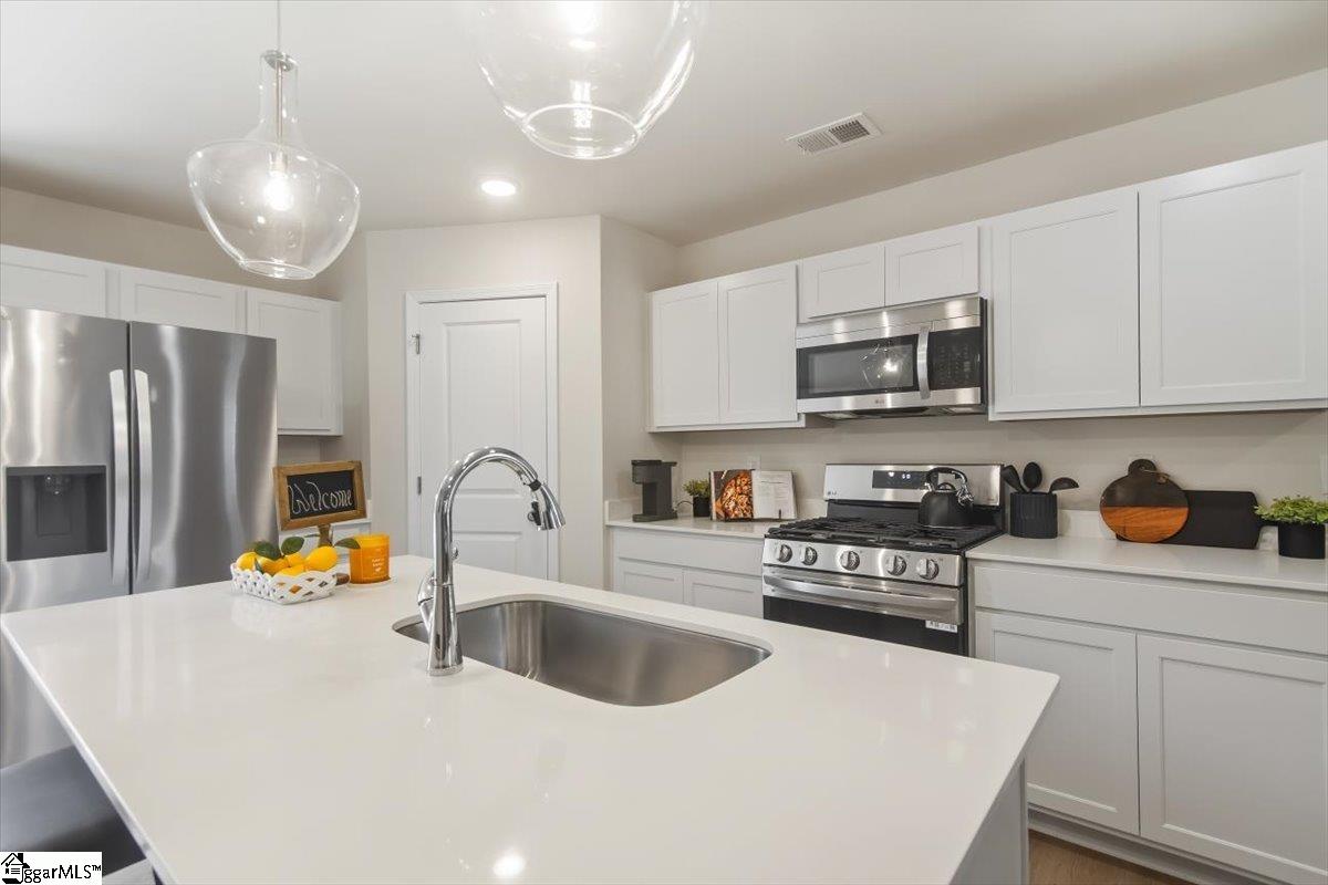 110 Wyndham Way Laurens, SC 29360 - Photo 16 of 37