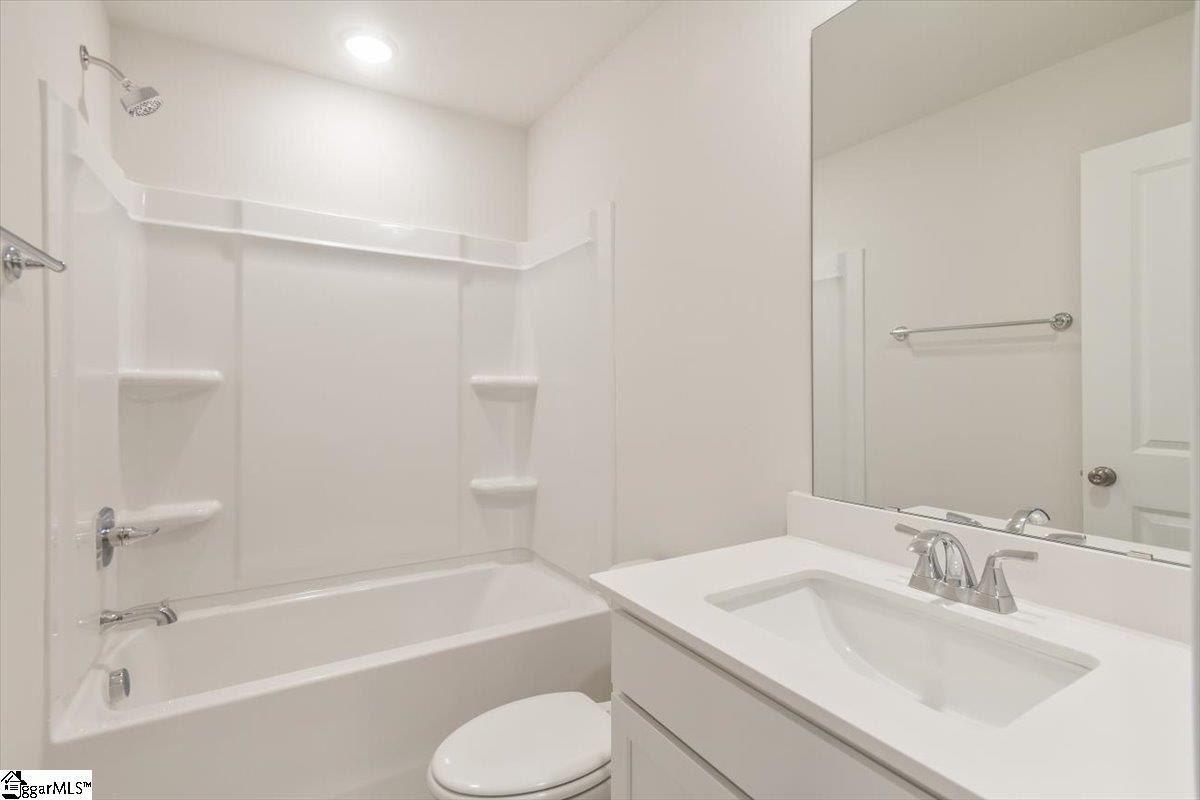 110 Wyndham Way Laurens, SC 29360 - Photo 25 of 37