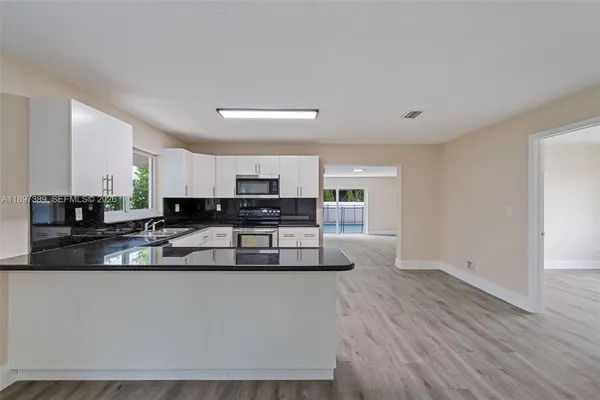 $1,450,000 | 50 Southwest 26th Road, Miami, FL 33129