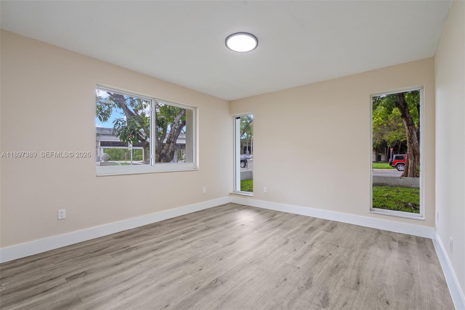 50 Southwest 26th Road Miami, FL 33129 - Photo 33 of 62