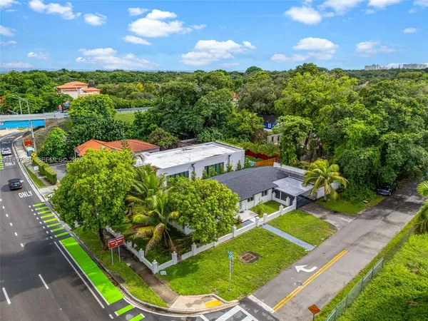 $1,450,000 | 50 Southwest 26th Road, Miami, FL 33129