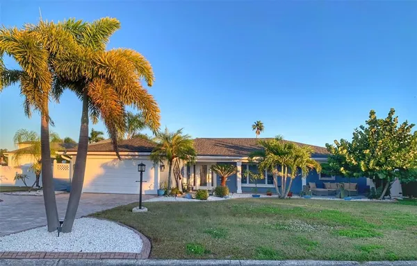 $810,000 | 6317 Wisteria Lane, Apollo Beach, FL 33572