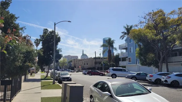 $825,000 | 341 Bonito Avenue, Long Beach, CA 90802