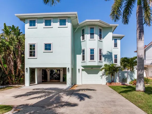 $1,495,000 | 410 140th Avenue East, Madeira Beach, FL 33708