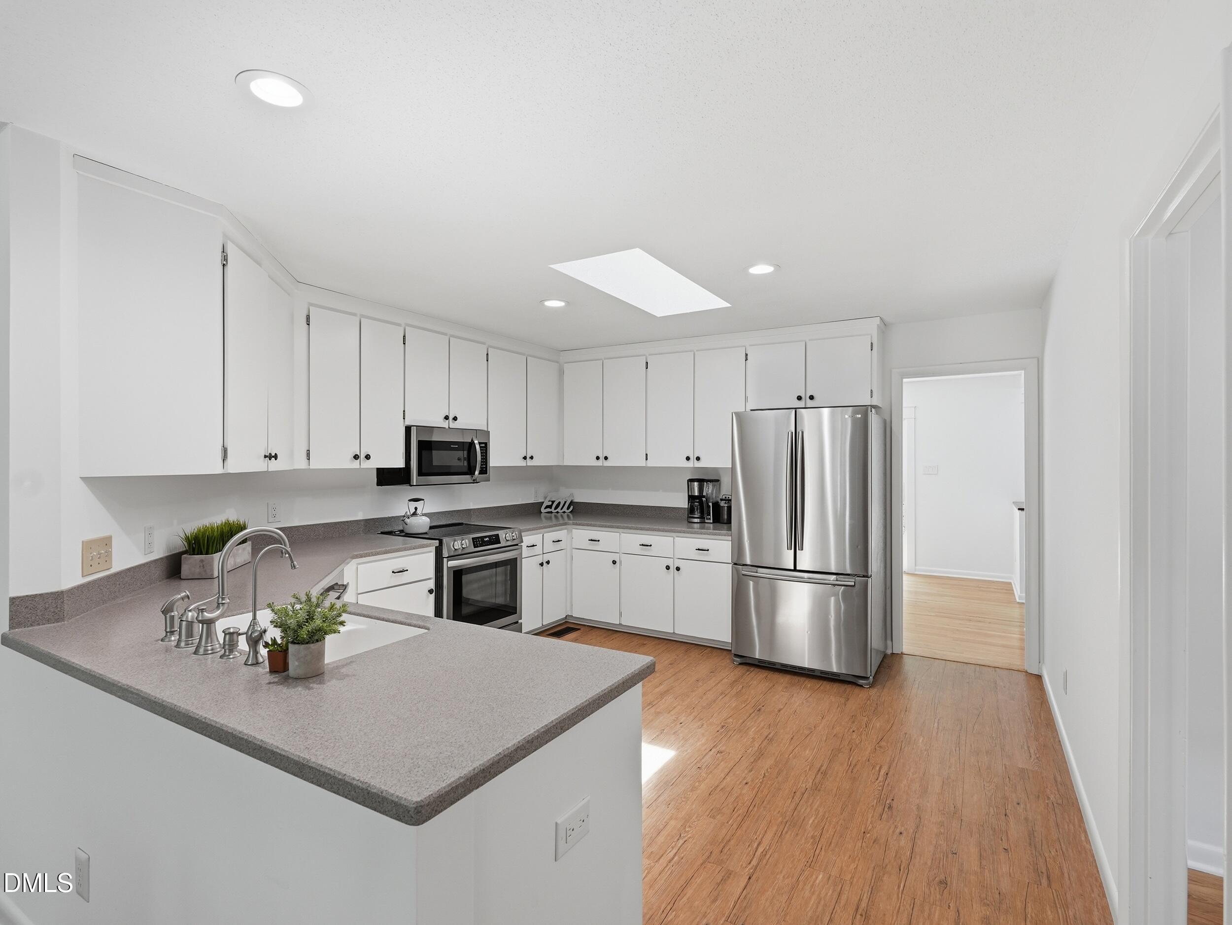 8108 Calais Court Raleigh, NC 27613 - Photo 7 of 37