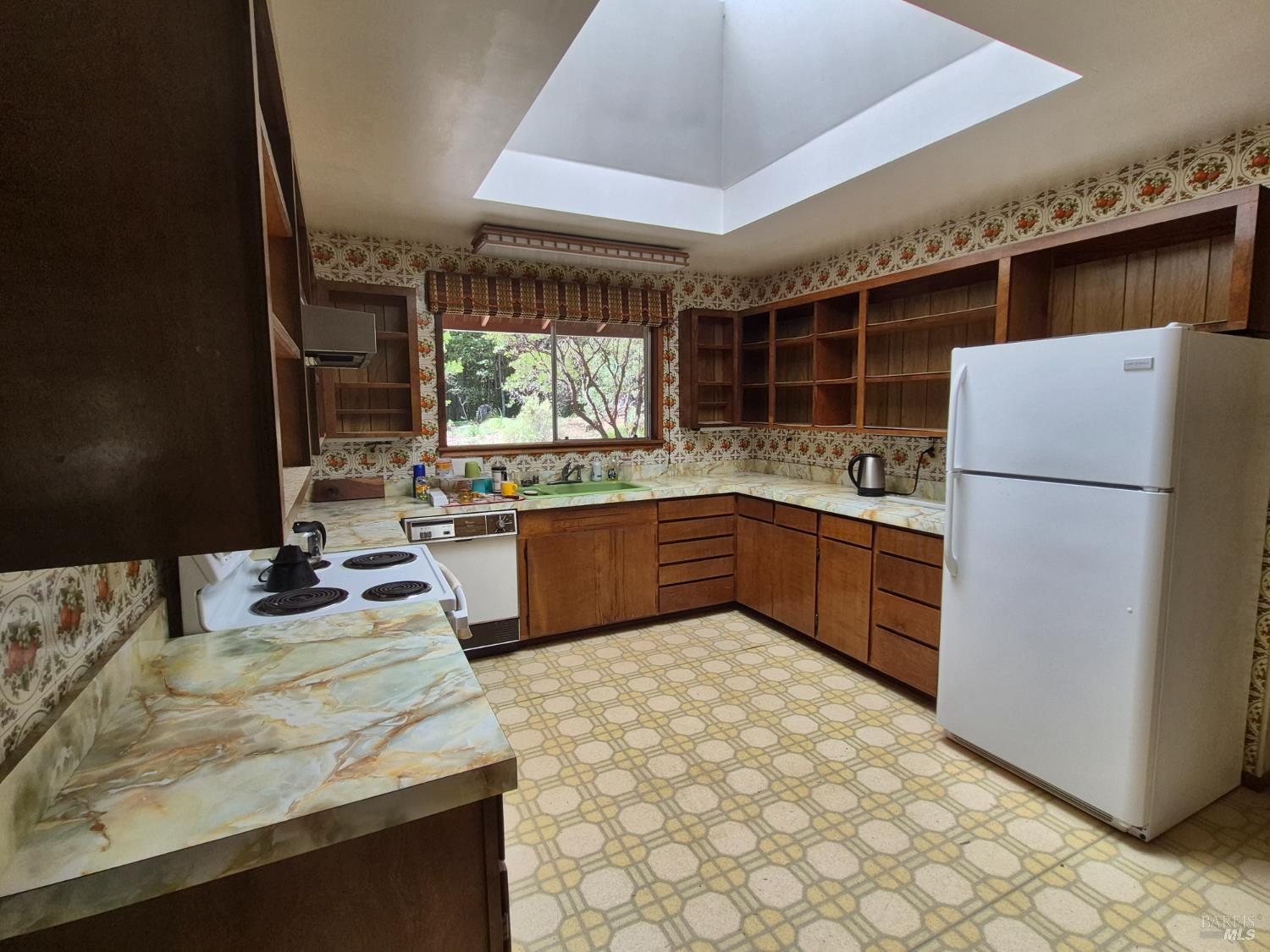 11903 Branscomb Road Laytonville, CA 95454 - Photo 53 of 72