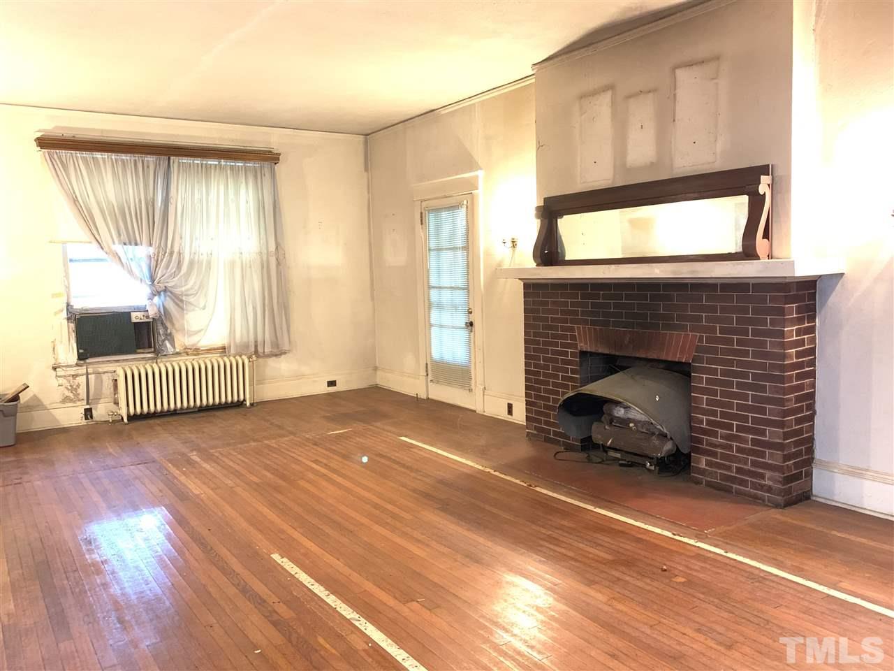 425 North Main Street Roxboro, NC 27573 - Photo 4 of 30