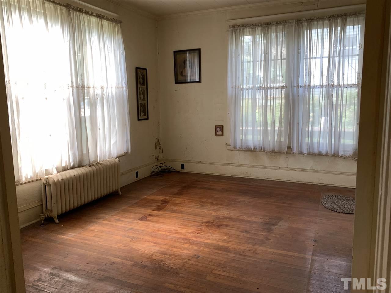 425 North Main Street Roxboro, NC 27573 - Photo 7 of 30