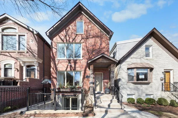 $1,700,000 | 2334 West Medill Avenue, Chicago, IL 60647