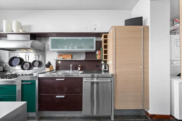 $1,690,000 | 2334 West Medill Avenue, Chicago, IL 60647