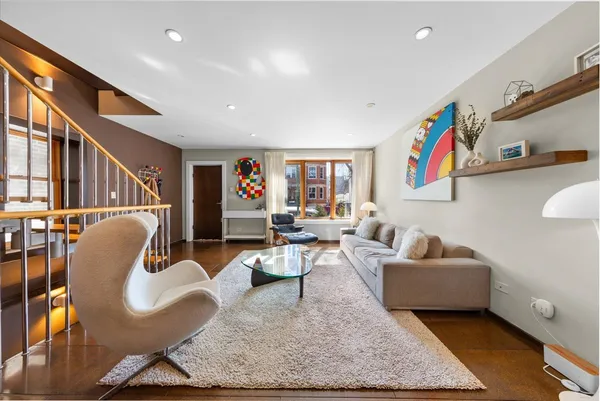 $1,690,000 | 2334 West Medill Avenue, Chicago, IL 60647