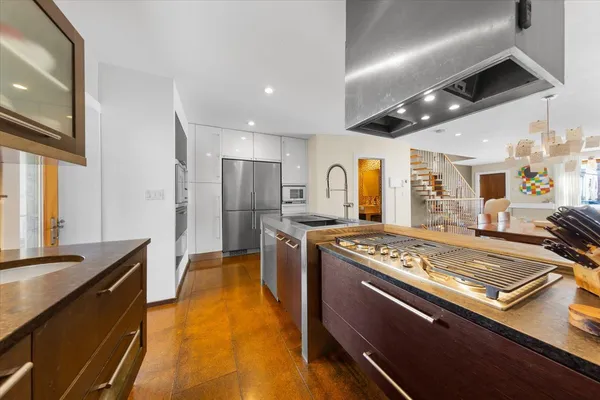 $1,690,000 | 2334 West Medill Avenue, Chicago, IL 60647
