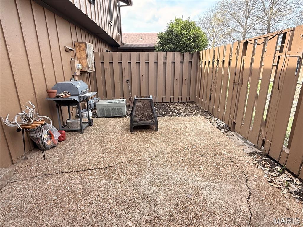 1503 Hampton Court Belleville, IL 62223 - Photo 25 of 31