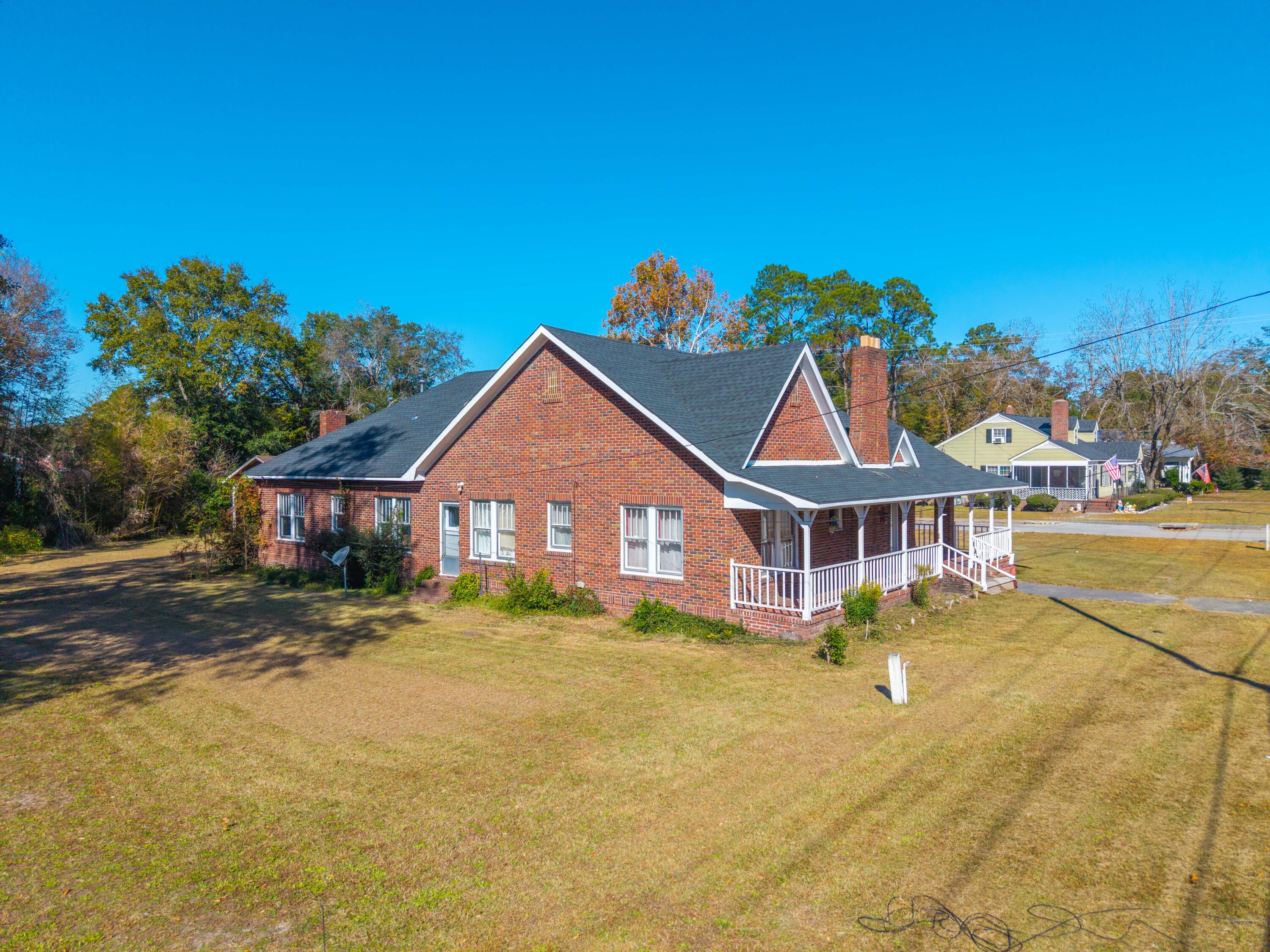 1138 North Street Bamberg, SC 29003 - Photo 2 of 17 DJI_20251114111958_0055_D