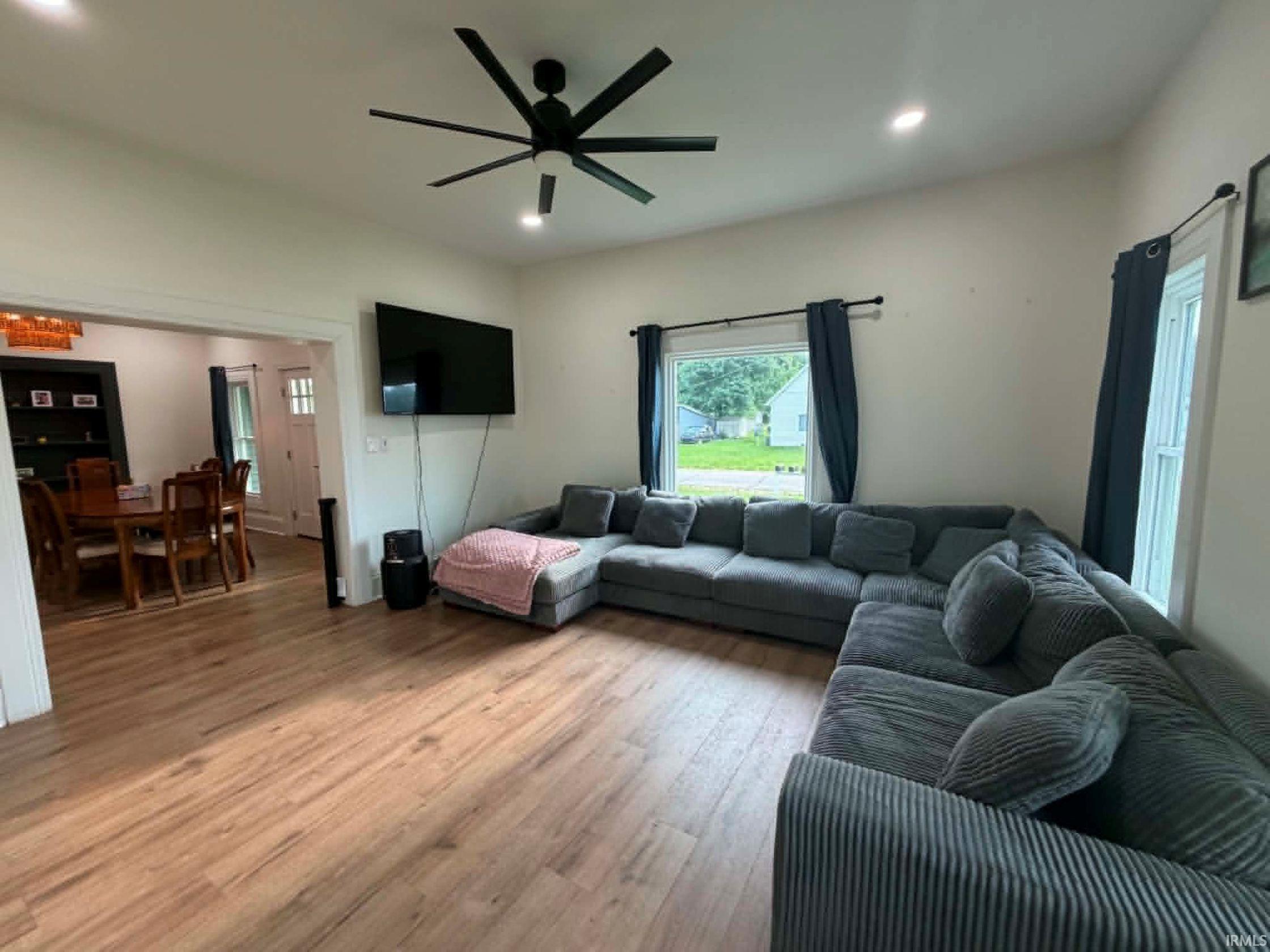 965 South 9th Street Mitchell, IN 47446 - Photo 5 of 17