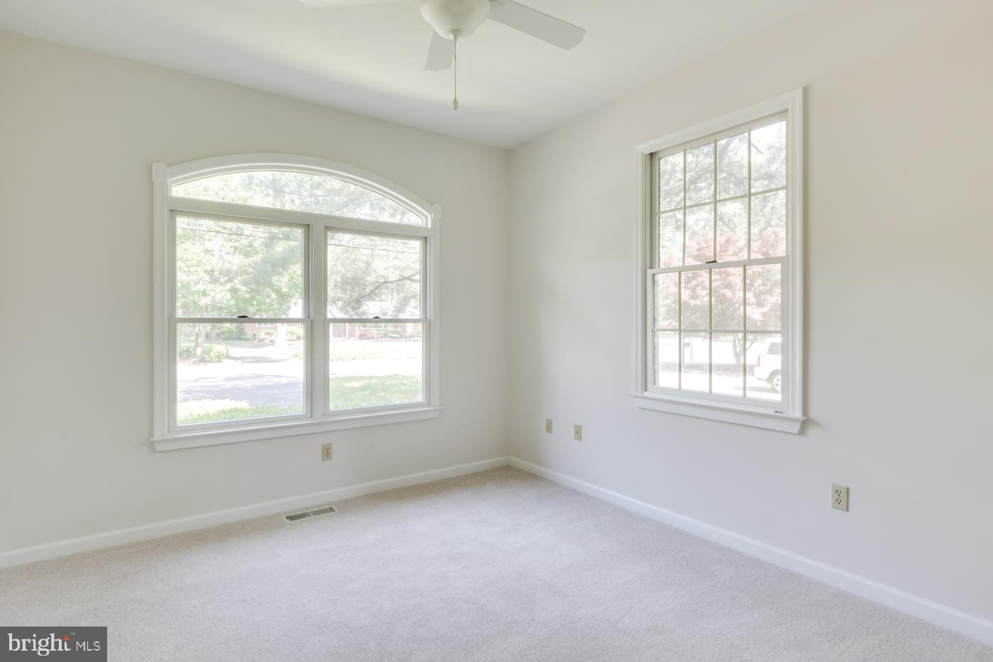 1136 Riverside Drive Salisbury, MD 21801 - Photo 18 of 27 Bedroom 2