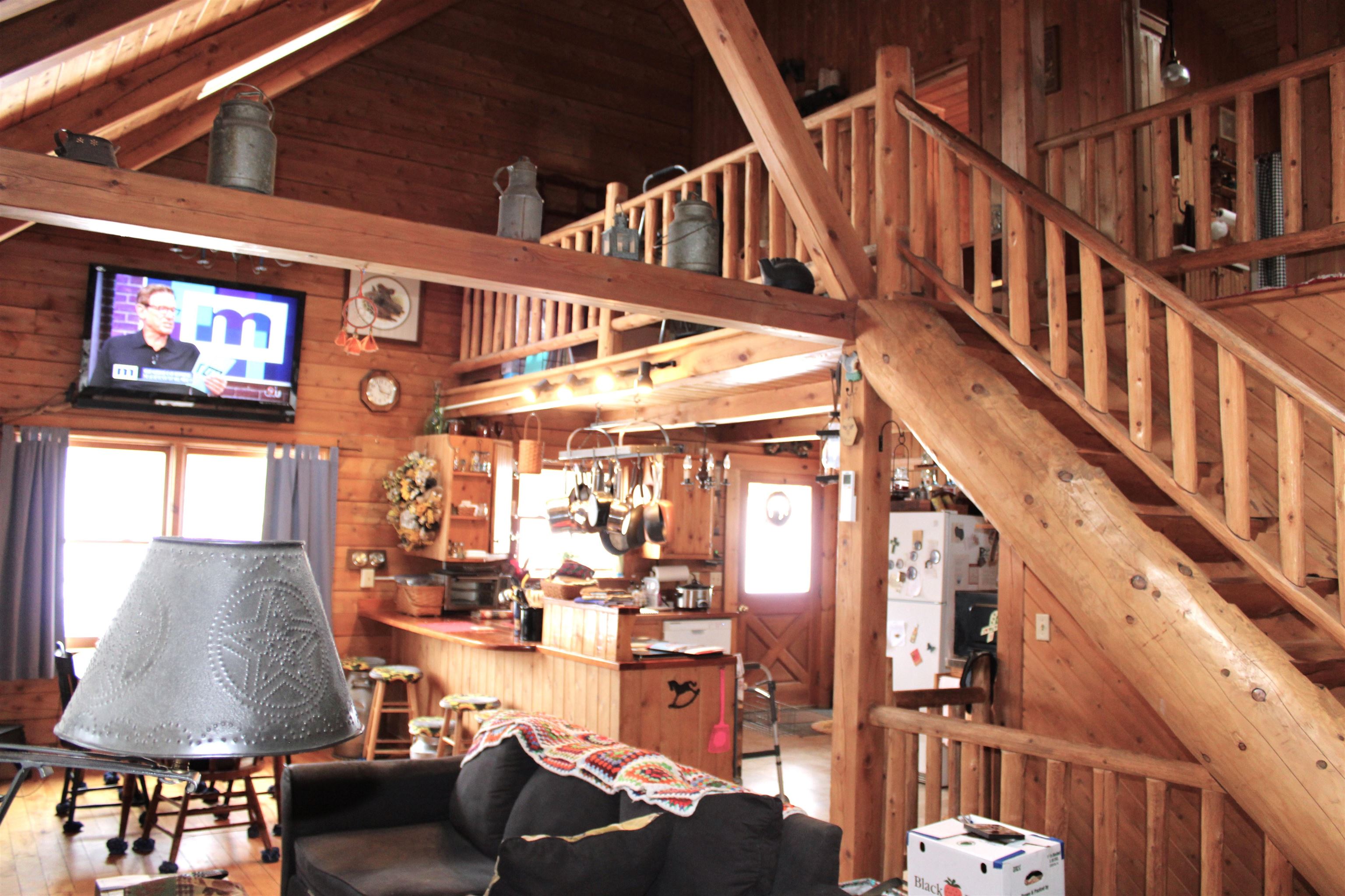 1327 Dry Pond Road Glover, VT 05839 - Photo 27 of 40