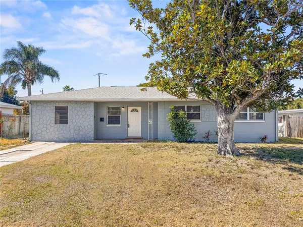 $2,245 | Undisclosed Address, Bradenton, FL 34207