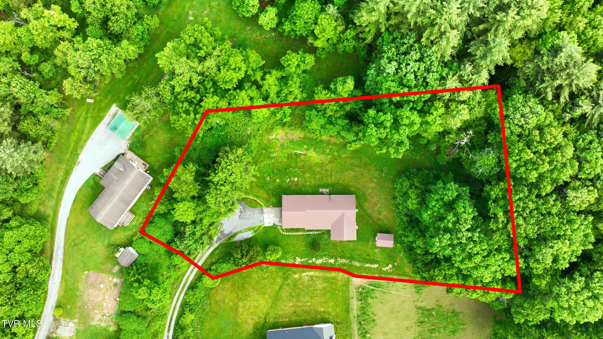 5461 Thackers Branch Road Norton, VA 24273 - Photo 37 of 42 40_5461 thackers branch rd-6