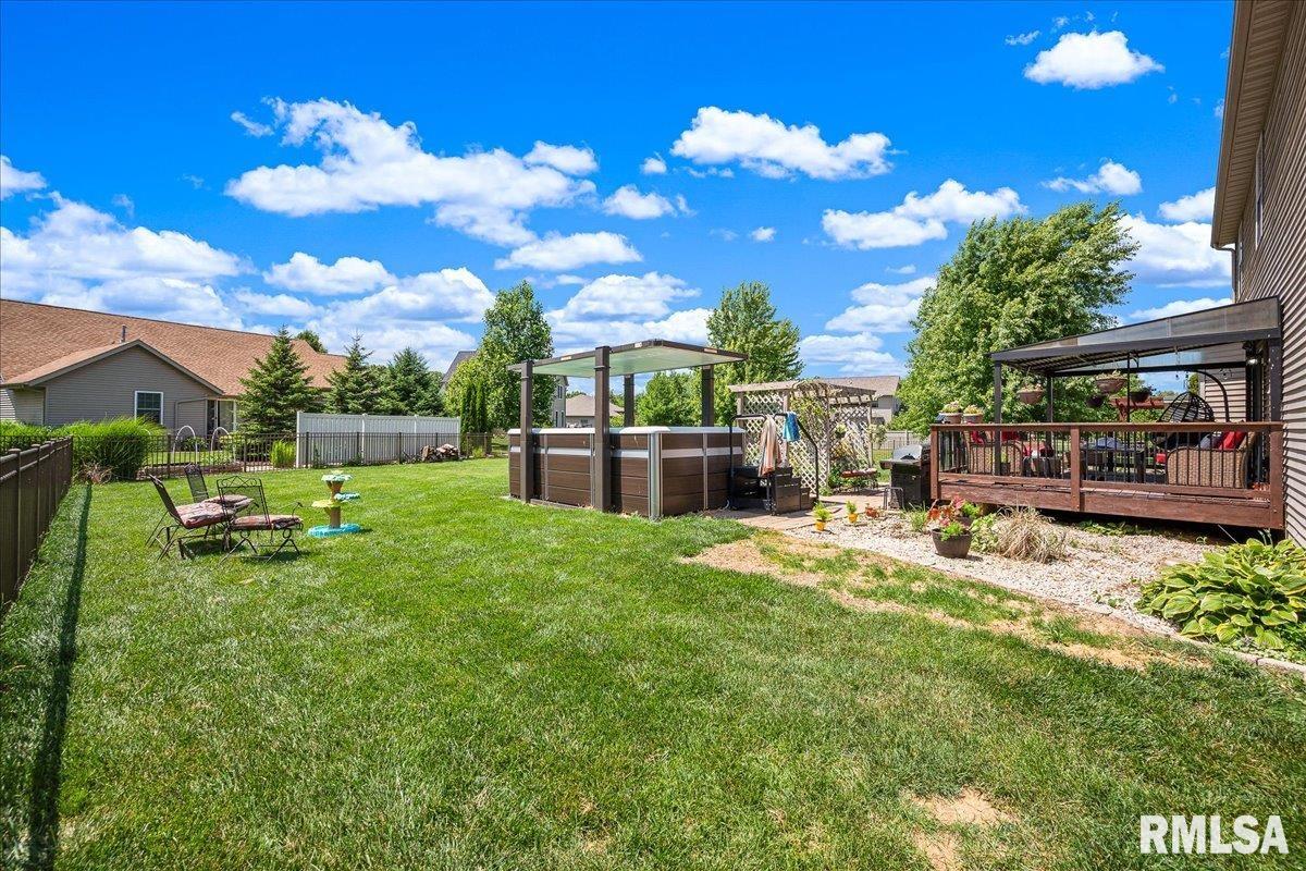 1712 Rustic Oak Drive Washington, IL 61571 - Photo 35 of 51 Gallery Image 35