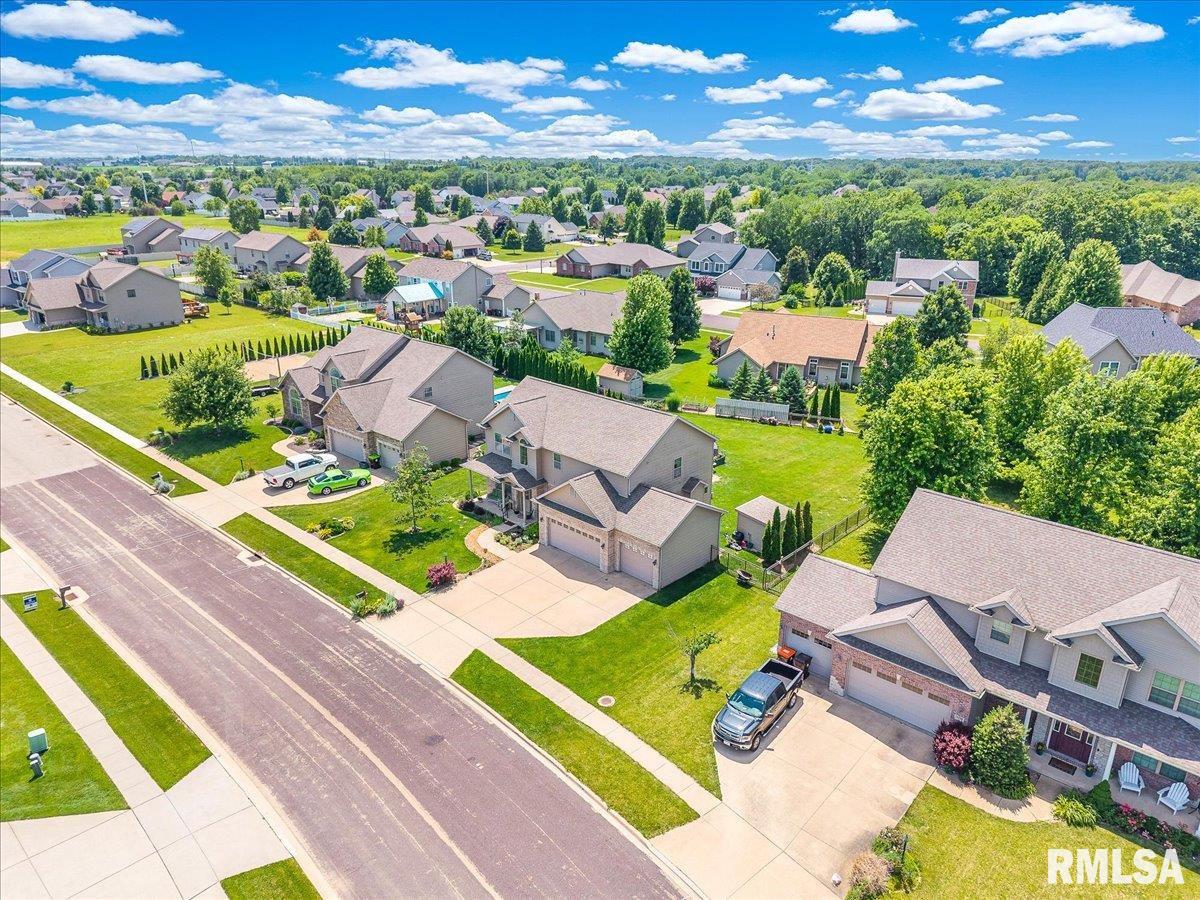 1712 Rustic Oak Drive Washington, IL 61571 - Photo 41 of 51 Gallery Image 41