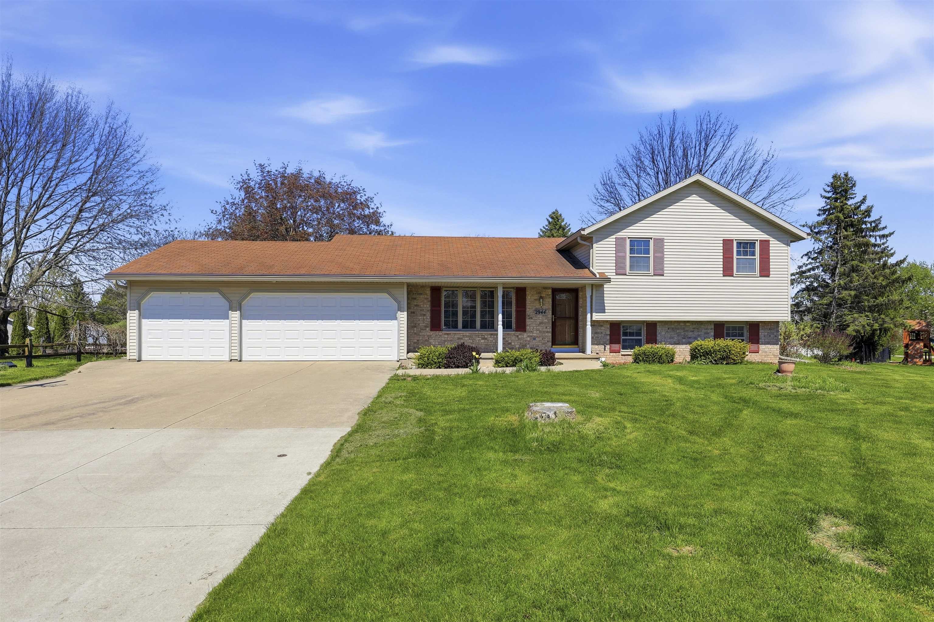 W2944 Northbrook Court Appleton, WI 54915 - Photo 32 of 35