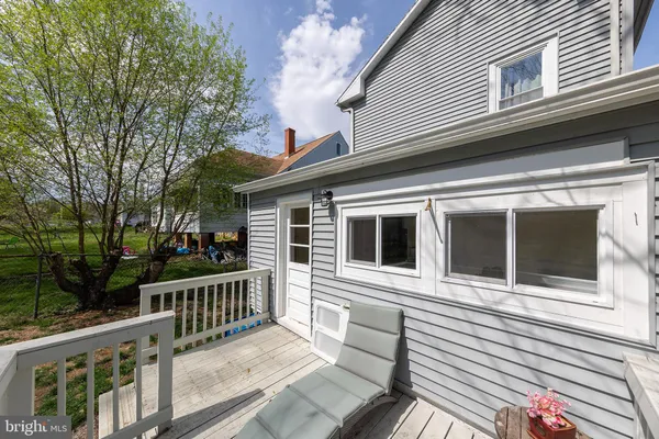 $2,000 | 31 West Southwerk Street, Winchester, VA 22601