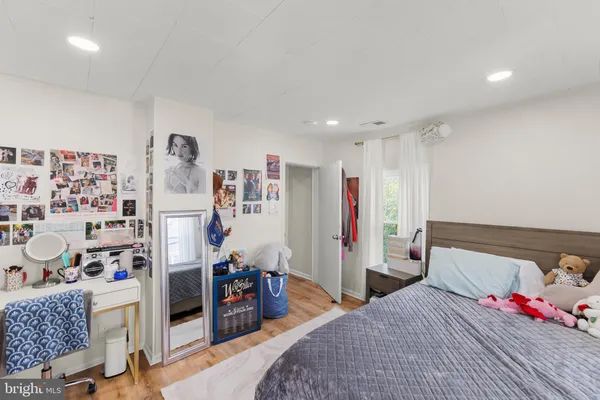 $2,000 | 31 West Southwerk Street, Winchester, VA 22601