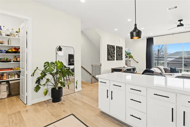 $2,699 | 4905 Avenue J, Houston, TX 77011