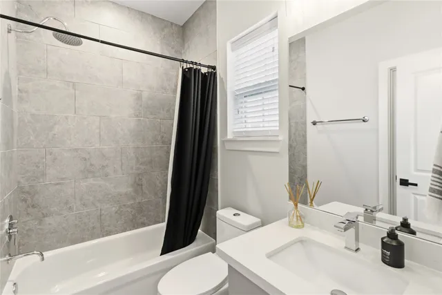 $2,699 | 4905 Avenue J, Houston, TX 77011