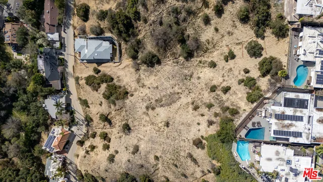 $179,900 | 3573 Camino De La Cumbre, Sherman Oaks, CA 91423